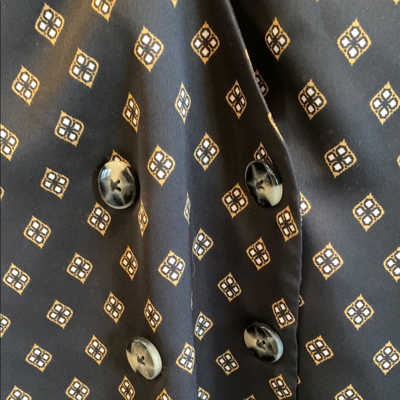 Dynamite Blouse - Picture 3 of 5